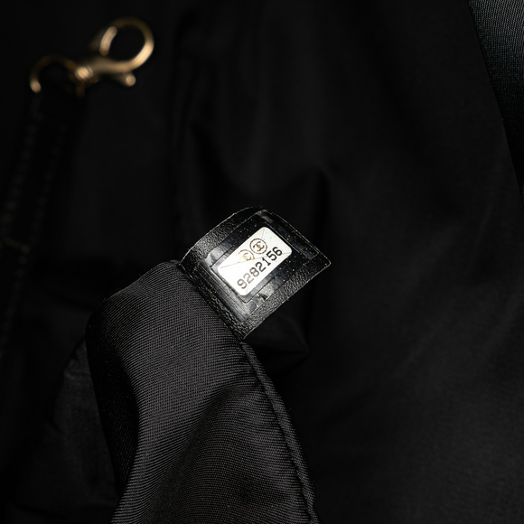 Pre-Loved Chanel New Travel Line Nylon Tote - Picture 6 of 12